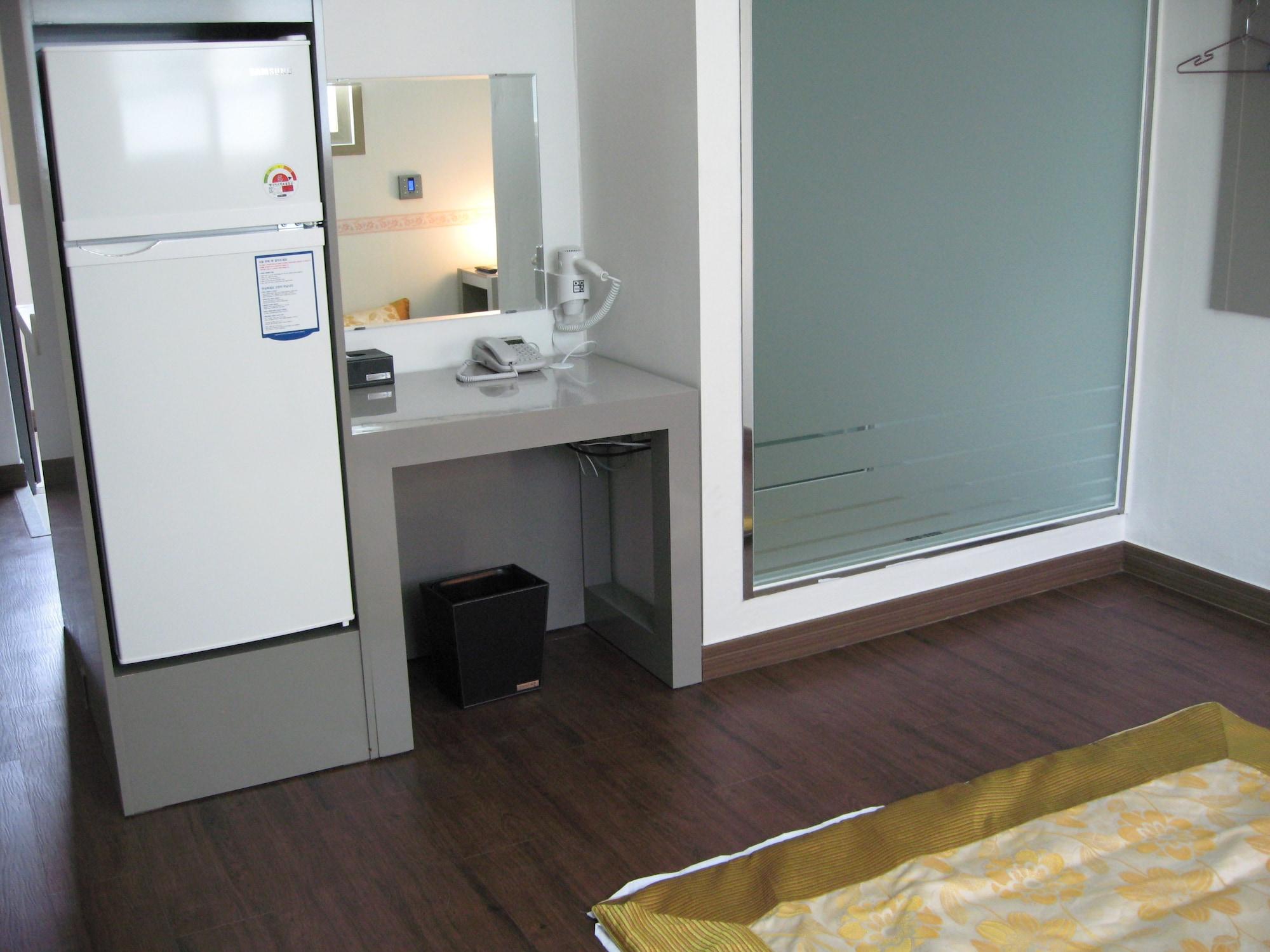 Residence Mumum Hotel Puszan Kültér fotó